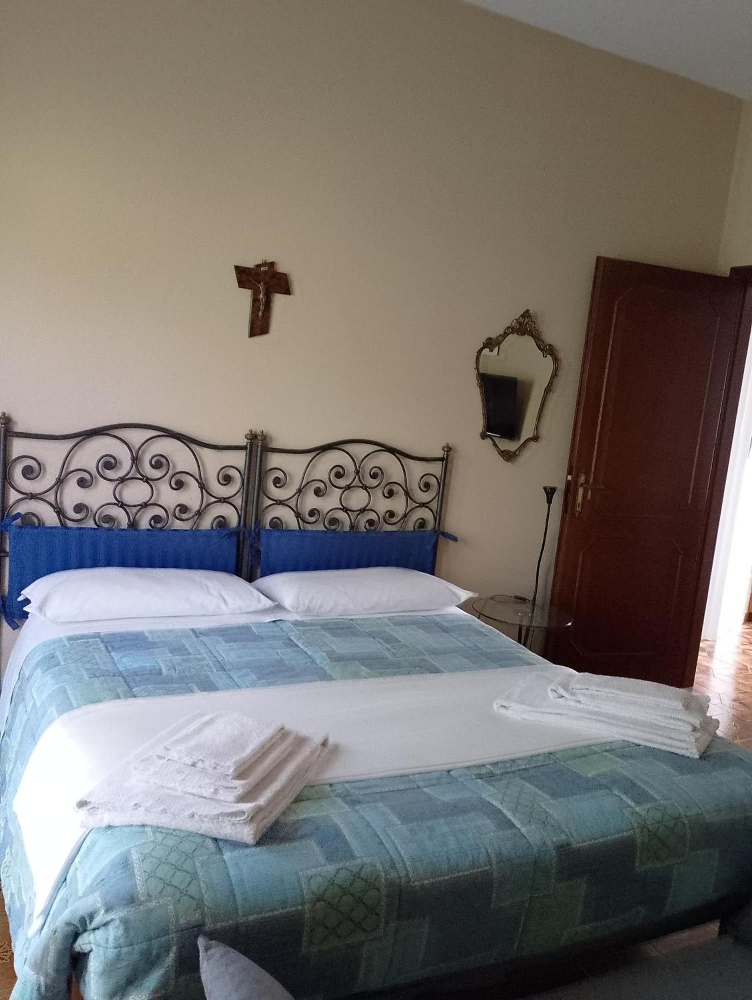 Allevamento B&B Pozzol Groppo ภายนอก รูปภาพ